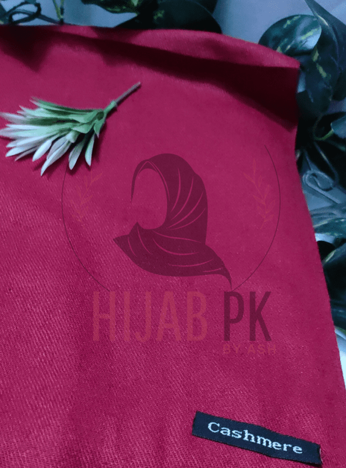 Cashmere Wool / Maroon