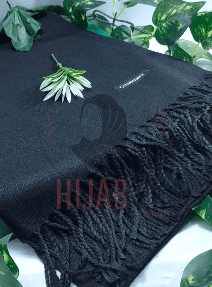 Cashmere Wool / Black